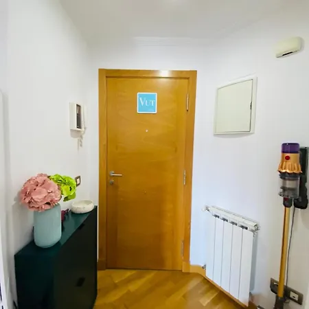 Apartamento Cozy Atico Con Encanto Entrada Facil A Oviedo
