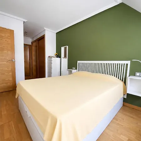 Cozy Atico Con Encanto Entrada Facil A Apartamento
